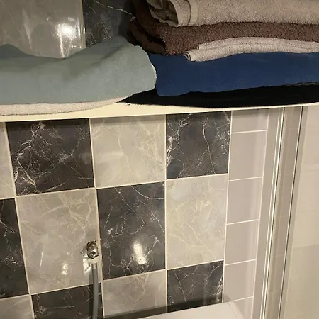 Cozy 33 M2 * Parijs