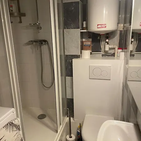 Cozy 33 M2 Parijs